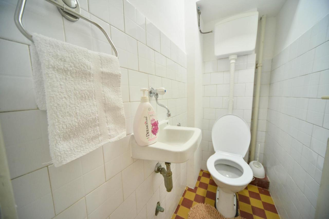Apartman Centar Lux Πίροτ Εξωτερικό φωτογραφία