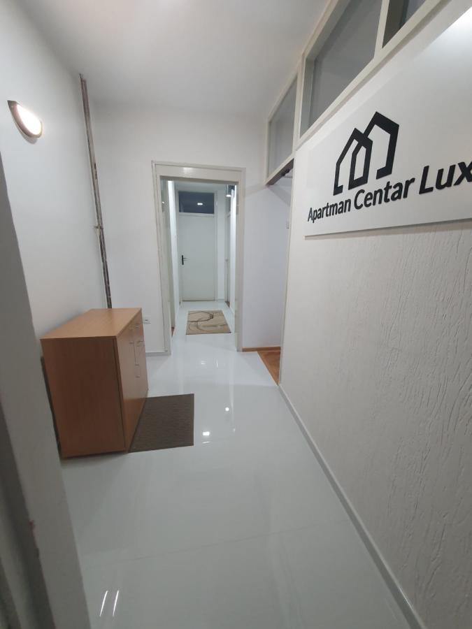 Apartman Centar Lux Πίροτ Εξωτερικό φωτογραφία