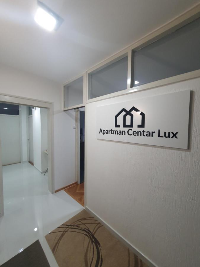 Apartman Centar Lux Πίροτ Εξωτερικό φωτογραφία
